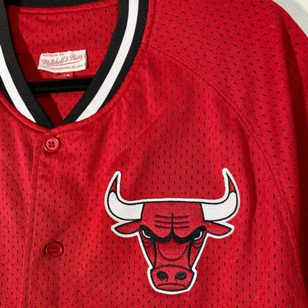 Chicago Bulls Jersey Button Up Mesh Basketball Mitchell & Ness NBA Shirt Patches - Picture 4 of 9